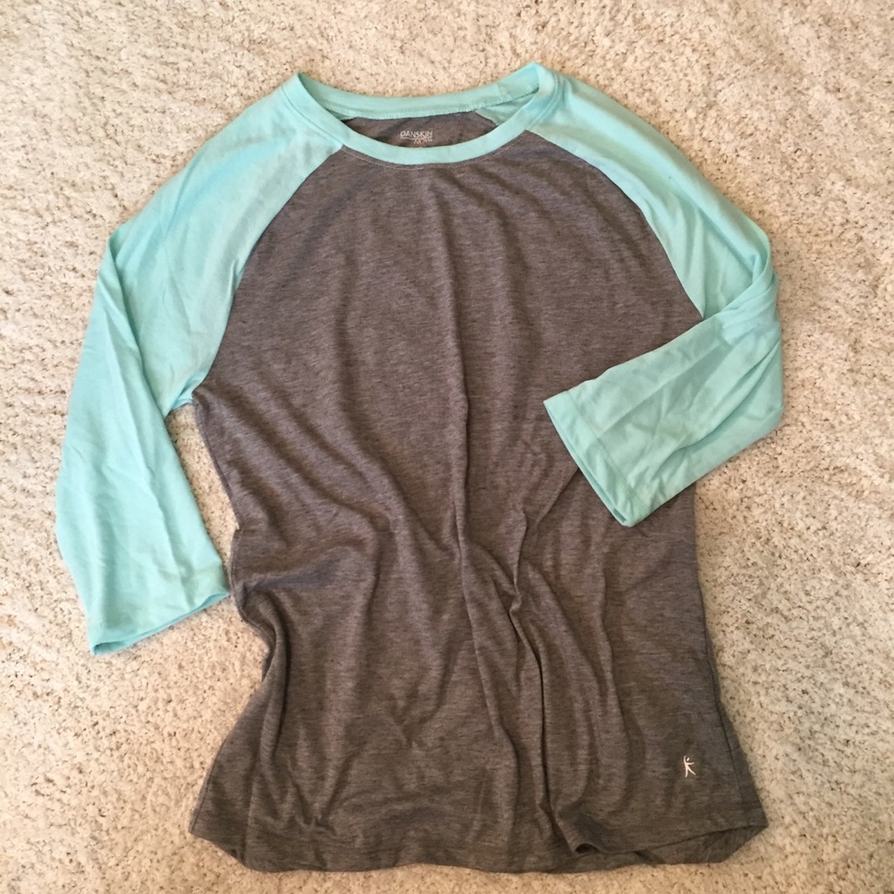 NWOT Quarter Sleeve Baseball Tee